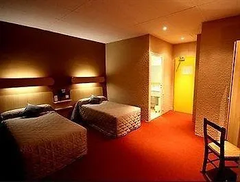 Logis L'ange Couronne Hotel 2*