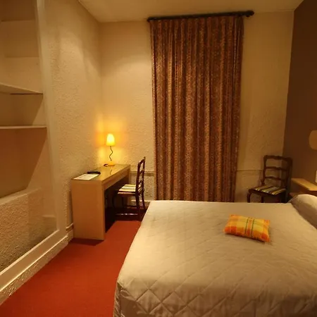 Hotel Logis L'ange Couronne
