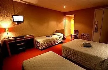 Logis L'ange Couronne Hotel 2*