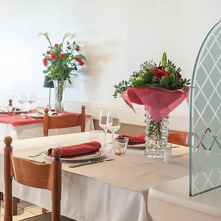 Logis L'ange Couronne 2*