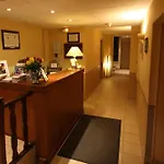 فندق Logis L'ange Couronne Belleville-sur-Saône