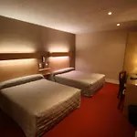 Logis L'ange Couronne فندق Belleville-sur-Saône