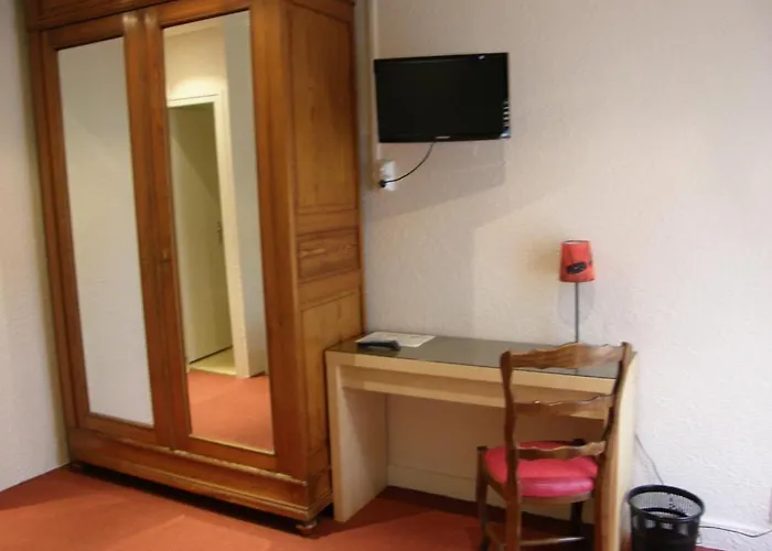 Otel Logis L'ange Couronne 2*